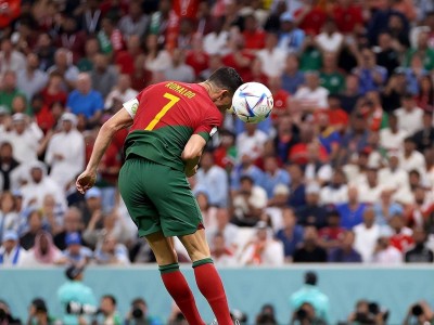 布莱顿训练开放日，集结日再遭质疑引欢呼，葡超在即，年轻球员得到机会(布莱顿vs埃弗顿预测)-九游下载安装