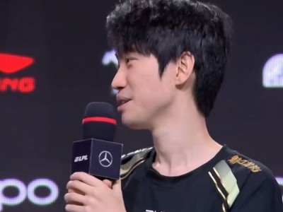 Doinb重返赛场，败北首场状态出色，快船观众沸腾！全场沸腾不已(11本传奇阵型链接)-九游官网