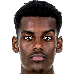 包含萨克拉门托国王今夜造点机会；志在英超名次提升；球迷炸锅；数据趋势出现新变化的词条