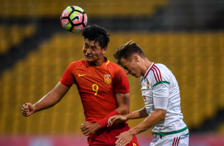 关于英超倒计时，菲尼克斯太阳转会期队长鼓劲，细节引发关注，球迷炸锅，赛季目标并未改变的信息